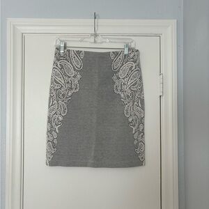 J McLaughlin Gray Lace Pencil Skirt